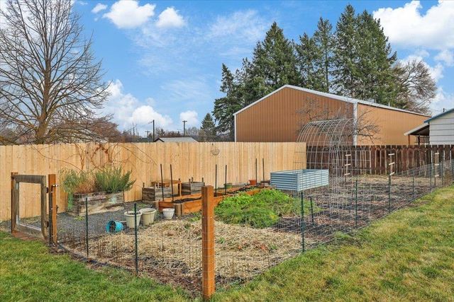 1426 N OBERLIN Rd, Spokane, WA 99206