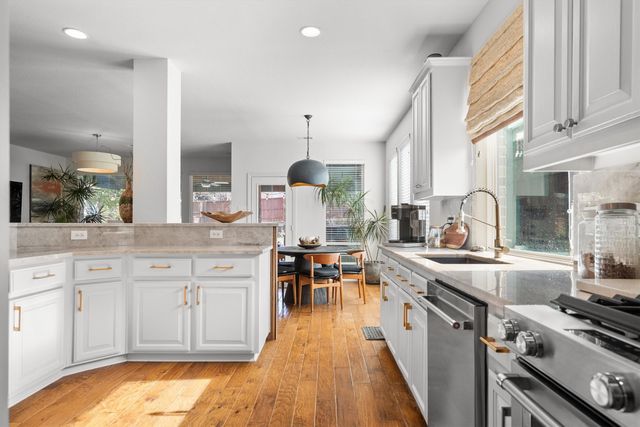 8231 Victoria Lane, Lantana, TX 76226