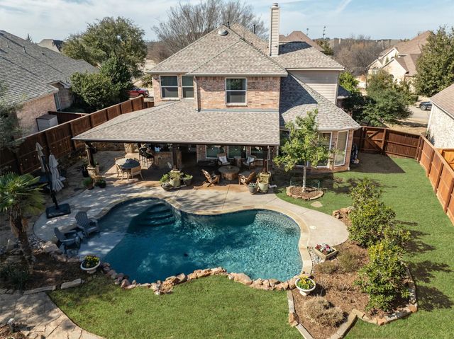 8231 Victoria Lane, Lantana, TX 76226
