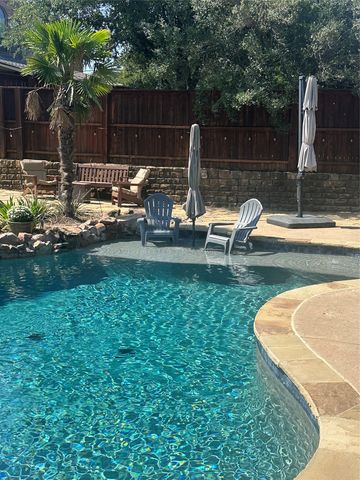 8231 Victoria Lane, Lantana, TX 76226