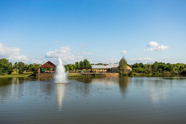 8231 Victoria Lane, Lantana, TX 76226