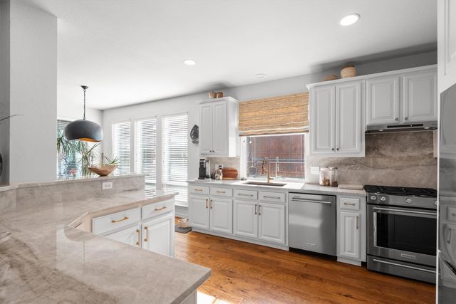 8231 Victoria Lane, Lantana, TX 76226