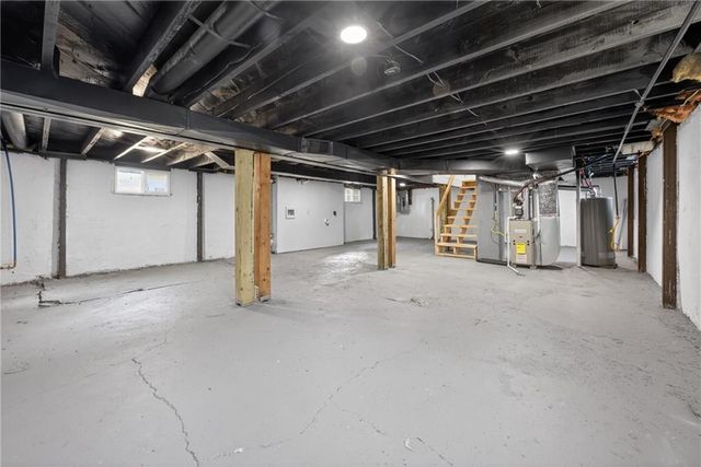 1815 S overton Avenue, Independence, MO 64052