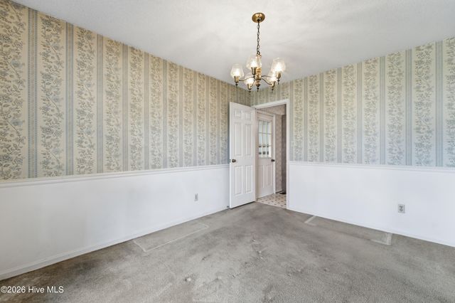 312 King Richard Court, Jacksonville, NC 28546