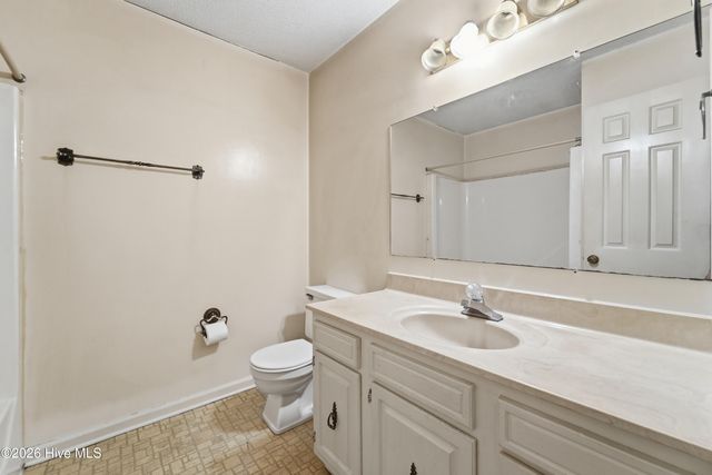 312 King Richard Court, Jacksonville, NC 28546