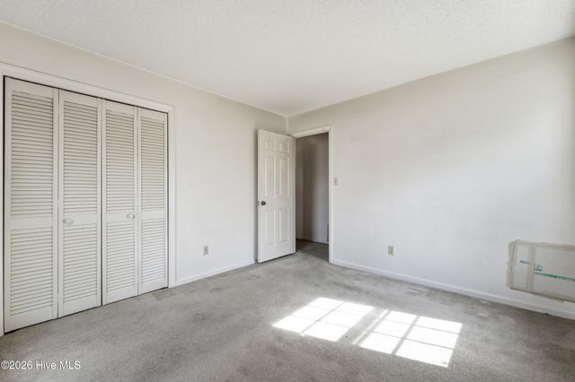 312 King Richard Court, Jacksonville, NC 28546