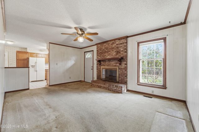 312 King Richard Court, Jacksonville, NC 28546