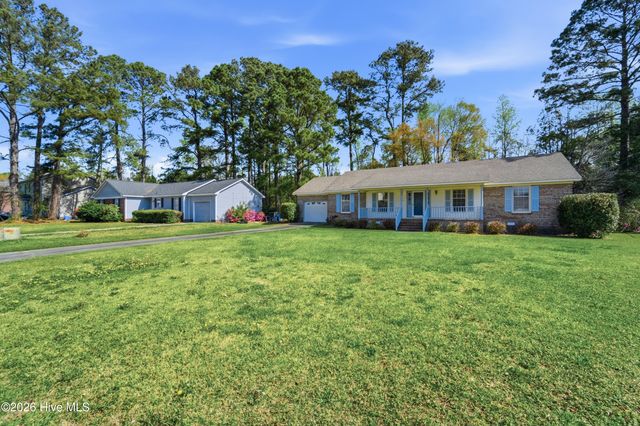 312 King Richard Court, Jacksonville, NC 28546