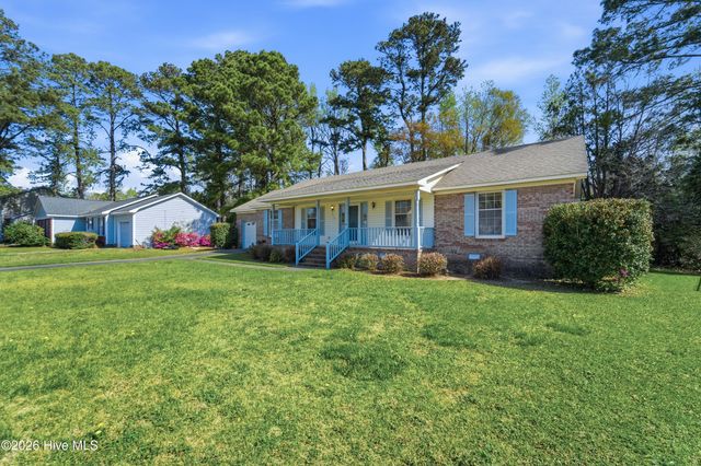 312 King Richard Court, Jacksonville, NC 28546