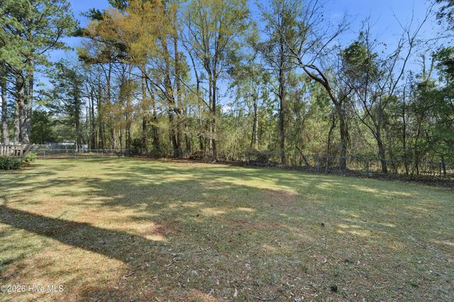 312 King Richard Court, Jacksonville, NC 28546