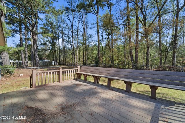 312 King Richard Court, Jacksonville, NC 28546