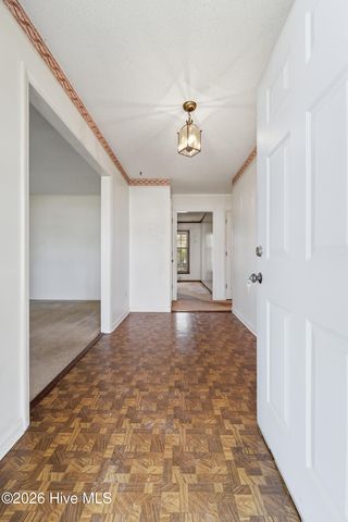 312 King Richard Court, Jacksonville, NC 28546