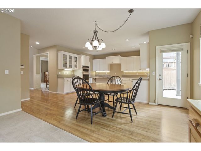 7185 Sw FALLEN LEAF St, Wilsonville, OR 97070