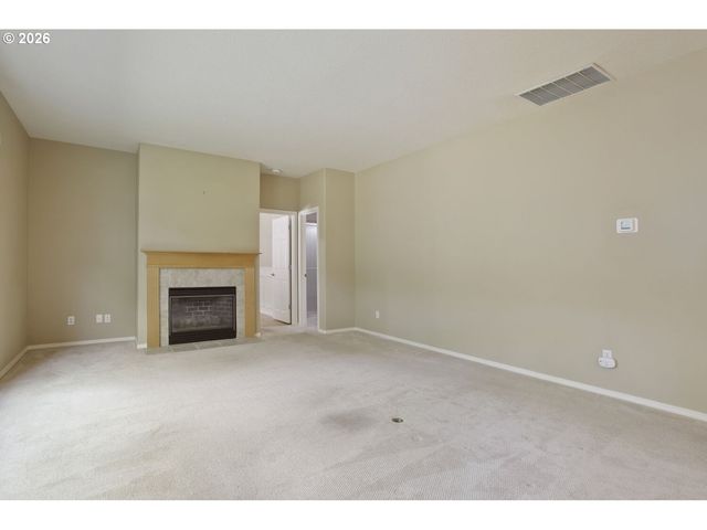 7185 Sw FALLEN LEAF St, Wilsonville, OR 97070