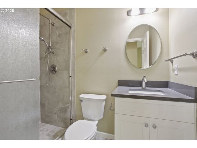 7185 Sw FALLEN LEAF St, Wilsonville, OR 97070
