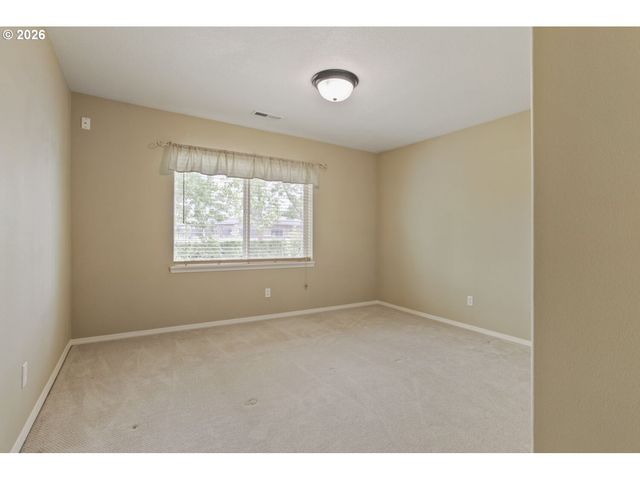 7185 Sw FALLEN LEAF St, Wilsonville, OR 97070
