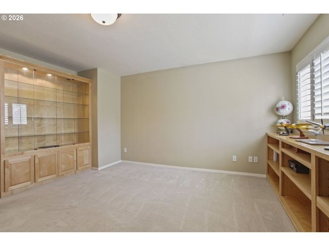 7185 Sw FALLEN LEAF St, Wilsonville, OR 97070