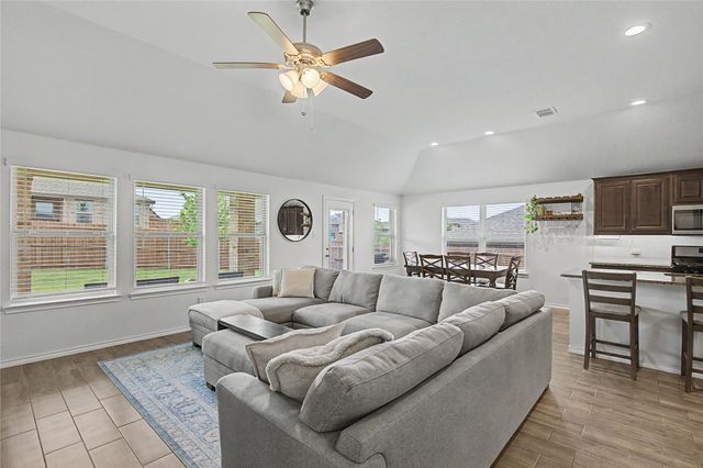 1825 Agarito Drive, Weatherford, TX 76086