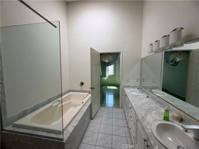 23812 Los Codona, Torrance, CA 90505