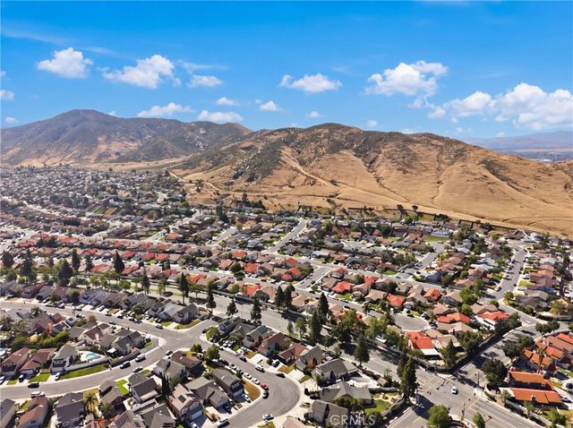 14352 Hillcrest, Fontana, CA 92337