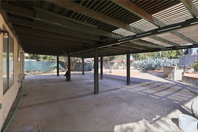 14352 Hillcrest, Fontana, CA 92337