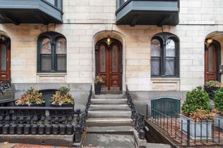 35 Hancock St. 4, Boston, MA 02114