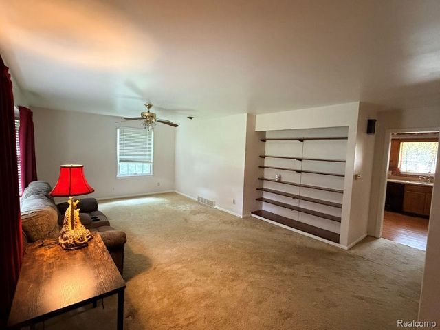 5881 Rowland Pine Court, Howell, MI 48843