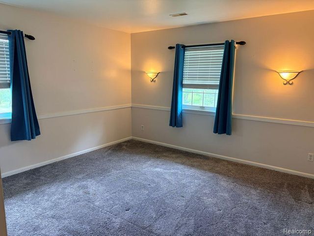 5881 Rowland Pine Court, Howell, MI 48843