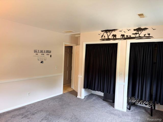 5881 Rowland Pine Court, Howell, MI 48843