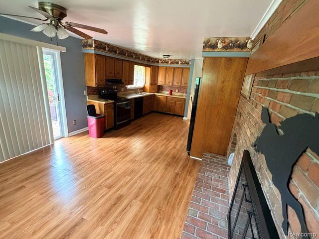 5881 Rowland Pine Court, Howell, MI 48843