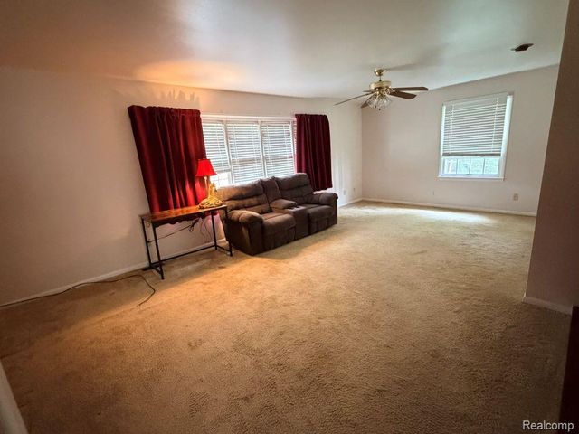 5881 Rowland Pine Court, Howell, MI 48843