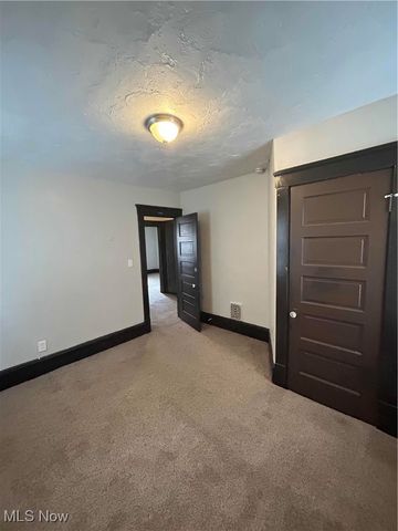 10911 Hathaway Avenue, Cleveland, OH 44108