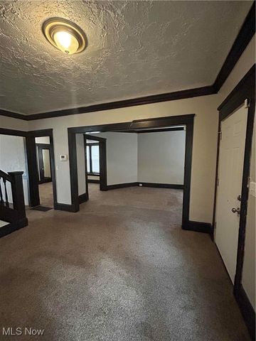 10911 Hathaway Avenue, Cleveland, OH 44108