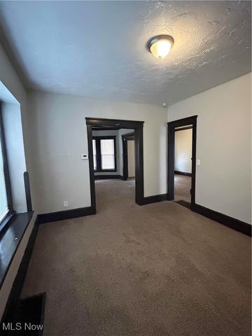 10911 Hathaway Avenue, Cleveland, OH 44108