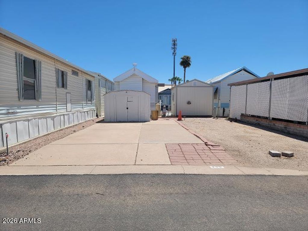 205 E SAGUARO Drive 380, Florence, AZ 85132 — exterior