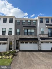 120 BRIANNA CT, Chalfont, PA 18914