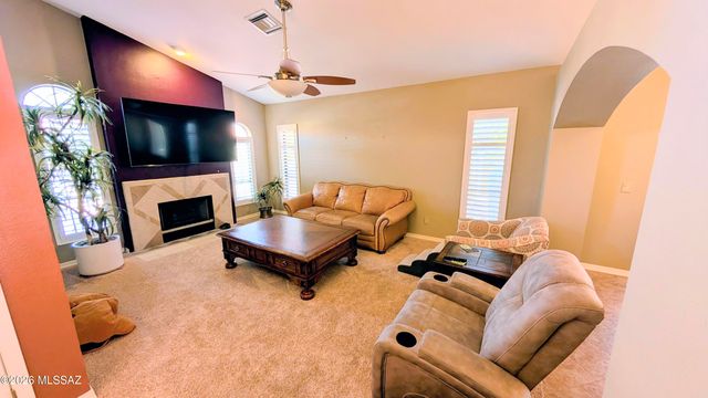 64275 E Orangewood Lane, Tucson, AZ 85739