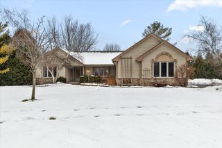 9148 Sunny Ridge LANE, Cedarburg, WI 53012