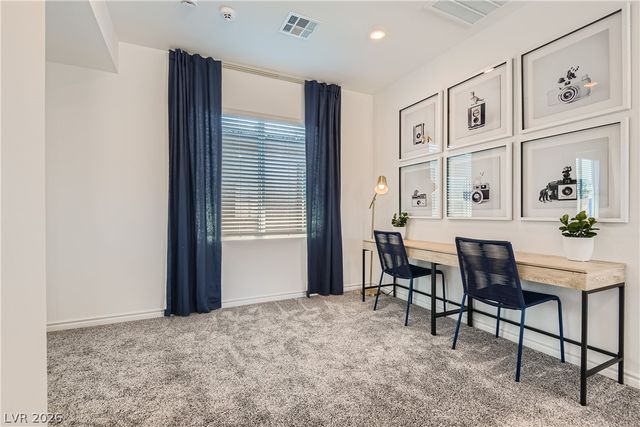 8358 Caldera Hills Avenue, Las Vegas, NV 89147