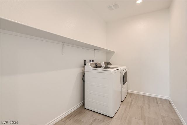 8358 Caldera Hills Avenue, Las Vegas, NV 89147