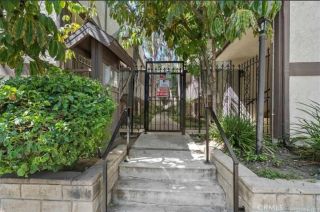 21815 Saticoy Street 30, Los Angeles, CA 91304