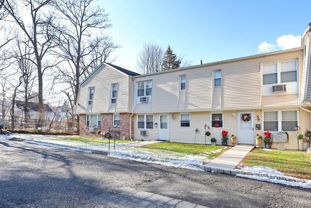 20 Main Street 39, Garnerville, NY 10923