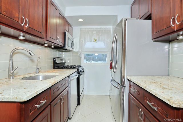 20 Main Street 39, Garnerville, NY 10923