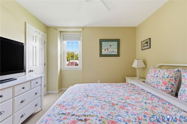 10417 Silverbrook Dr, Henrico, VA 23233