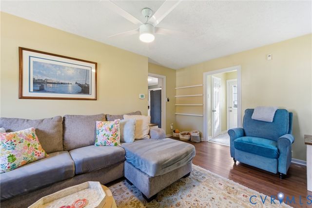 10417 Silverbrook Dr, Henrico, VA 23233