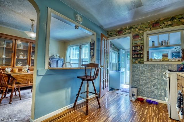 37724 Lake Shore Boulevard, Eastlake, OH 44095