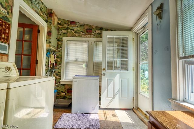 37724 Lake Shore Boulevard, Eastlake, OH 44095