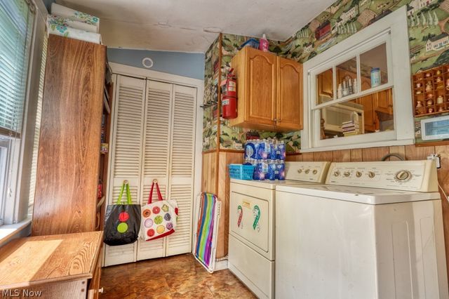 37724 Lake Shore Boulevard, Eastlake, OH 44095