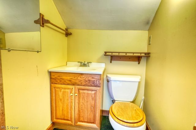 37724 Lake Shore Boulevard, Eastlake, OH 44095