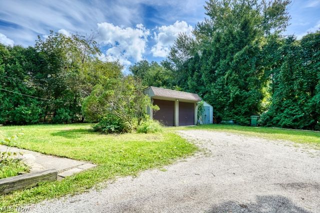 37724 Lake Shore Boulevard, Eastlake, OH 44095